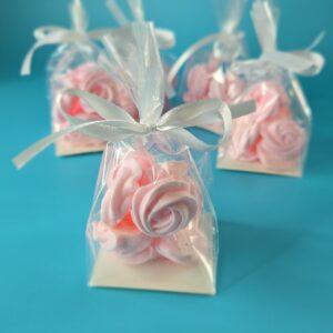 mini meringue cookies