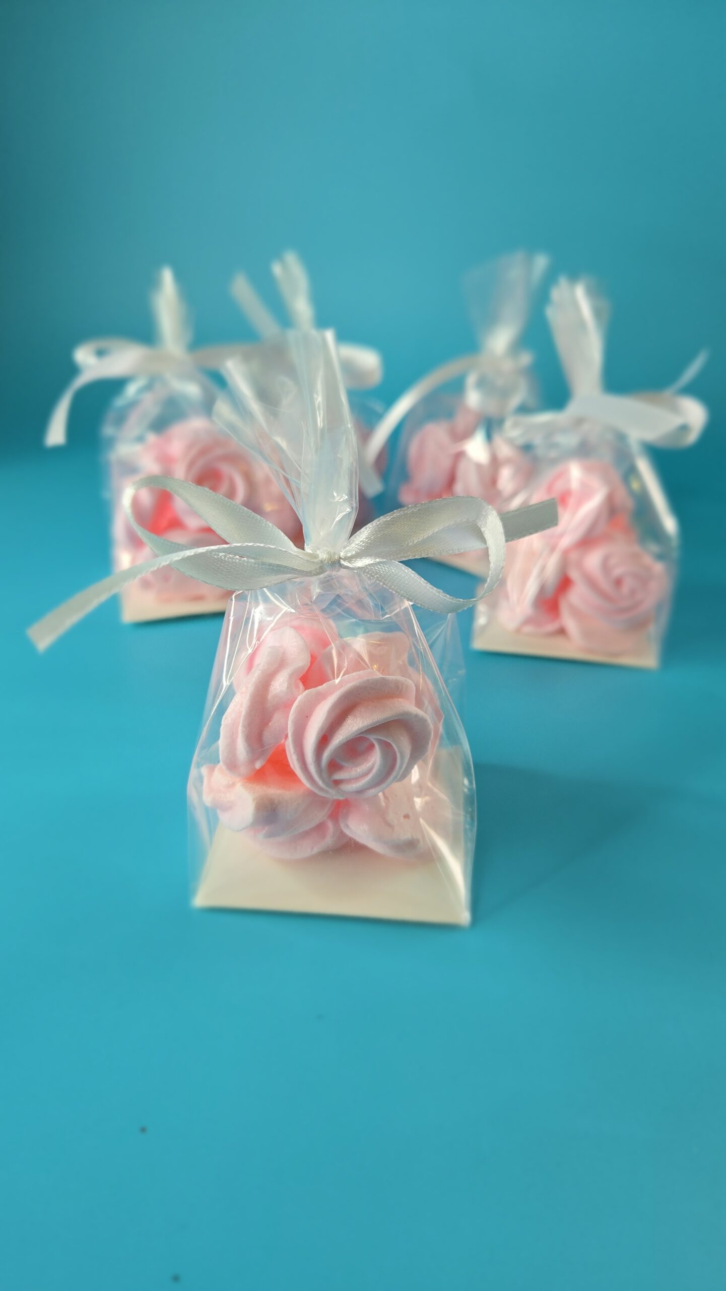 mini meringue cookies